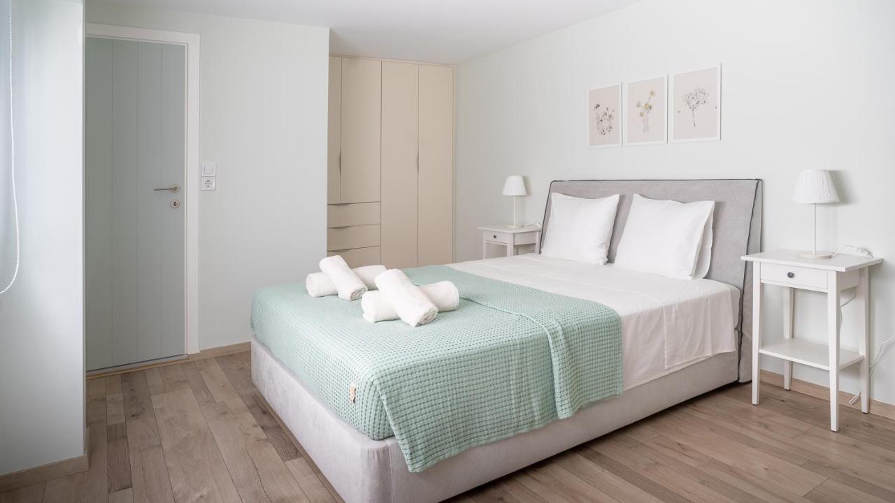 A Brand New, Beautifully Decorated Maisonette. Халкида Экстерьер фото