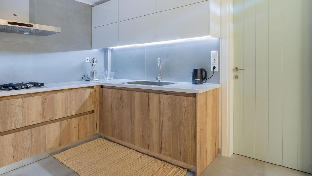 A Brand New, Beautifully Decorated Maisonette. Халкида Экстерьер фото